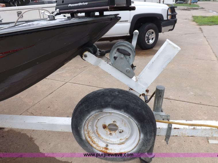 image for item I7658 1988 Fisher SV-16 ATC fishing boat