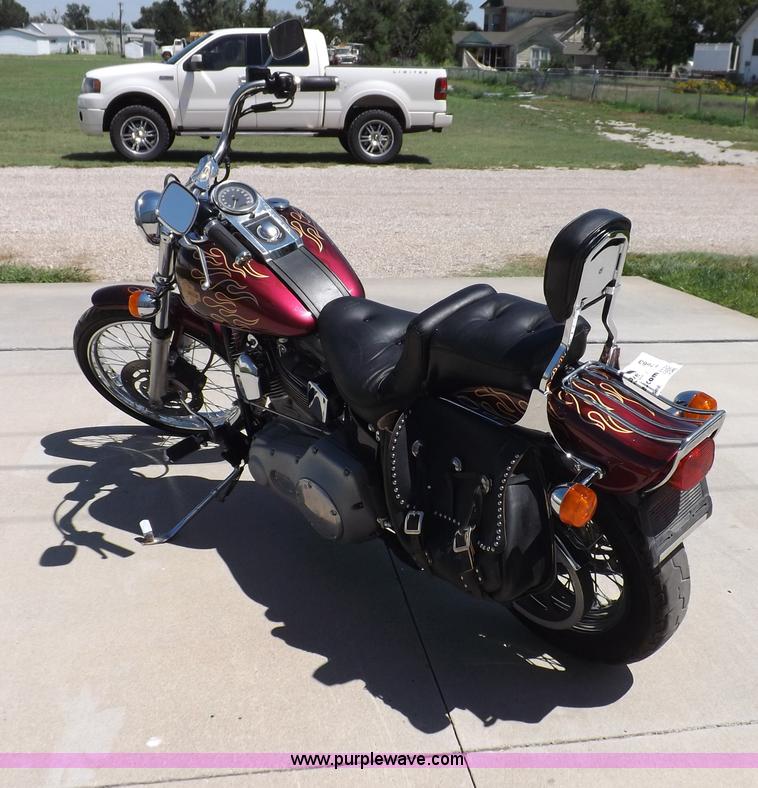 image for item I7663 2001 Harley Davidson FXST Softail motorcycle