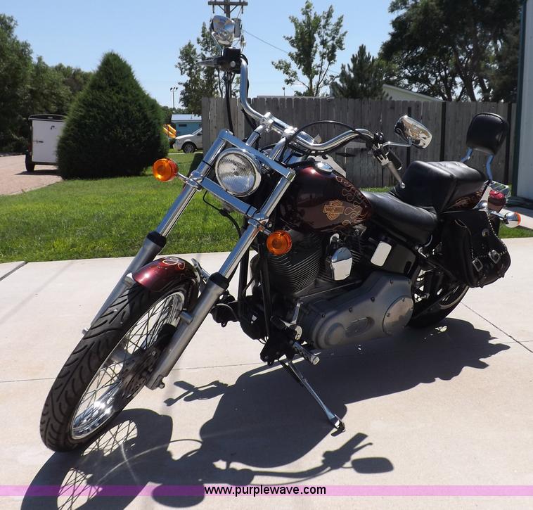 image for item I7663 2001 Harley Davidson FXST Softail motorcycle