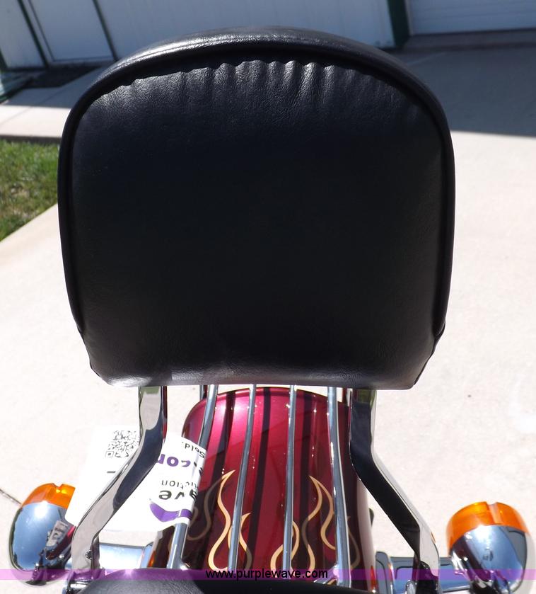 image for item I7663 2001 Harley Davidson FXST Softail motorcycle