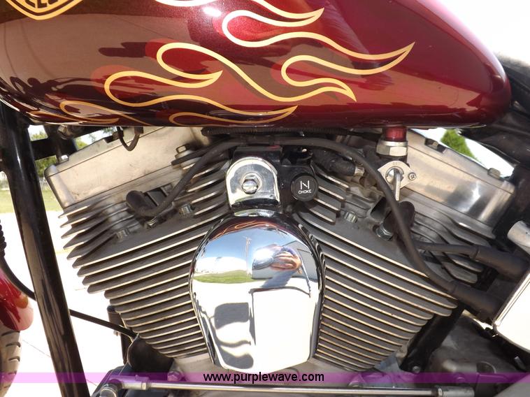 image for item I7663 2001 Harley Davidson FXST Softail motorcycle