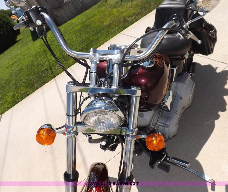 image for item I7663 2001 Harley Davidson FXST Softail motorcycle