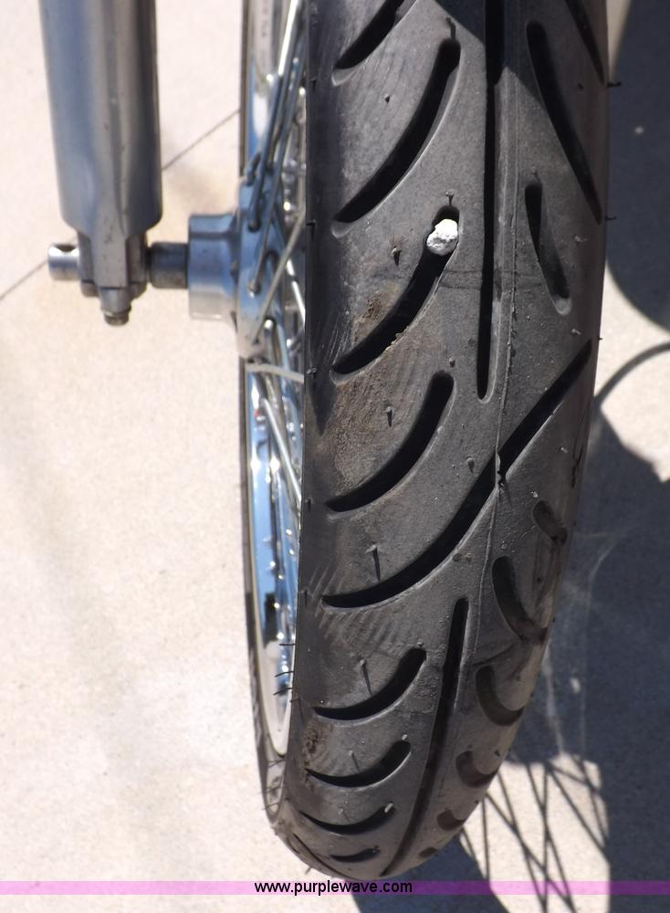 image for item I7663 2001 Harley Davidson FXST Softail motorcycle