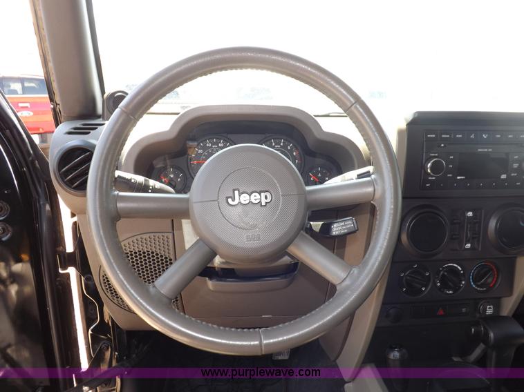 image for item I7664 2008 Jeep Wrangler Unlimited