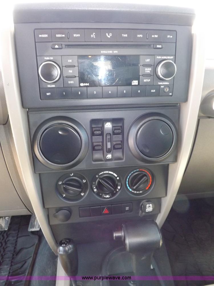 image for item I7664 2008 Jeep Wrangler Unlimited