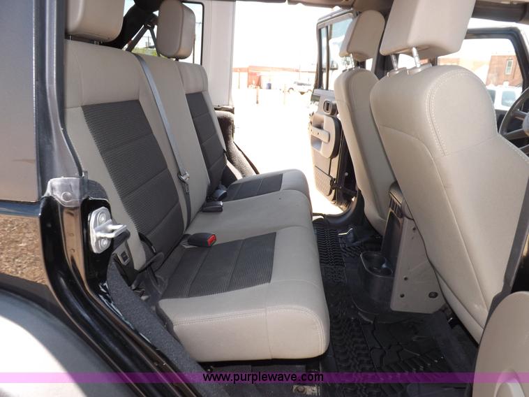 image for item I7664 2008 Jeep Wrangler Unlimited