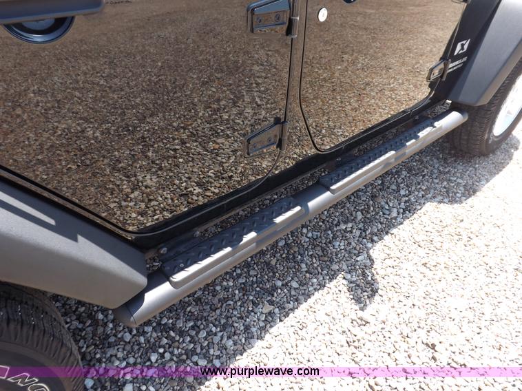 image for item I7664 2008 Jeep Wrangler Unlimited
