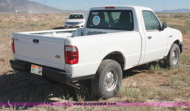 image for item I7810 2005 Ford Ranger pickup truck