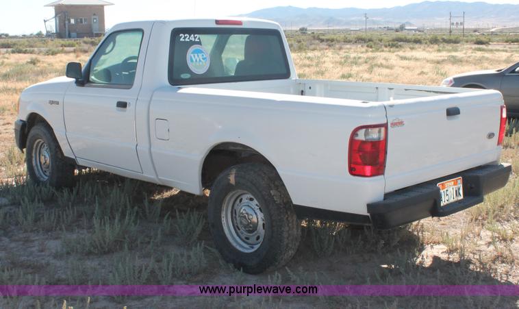 image for item I7810 2005 Ford Ranger pickup truck