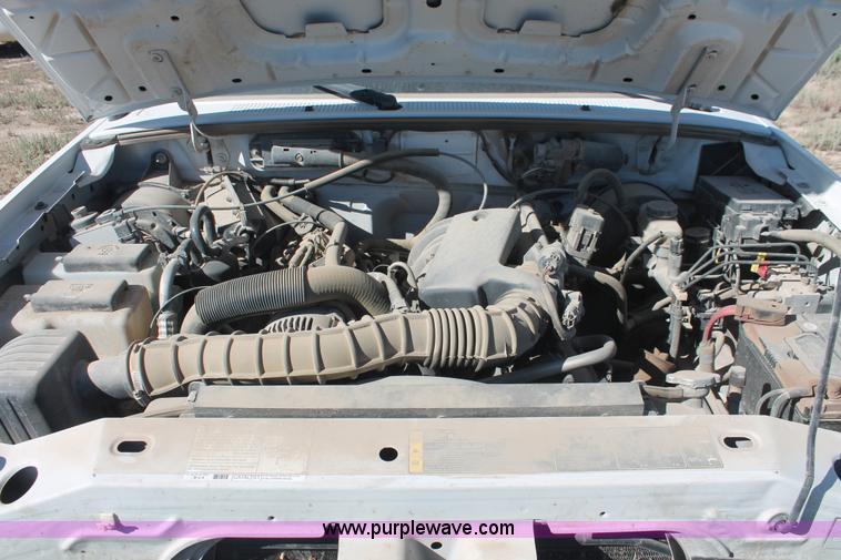 image for item I7810 2005 Ford Ranger pickup truck