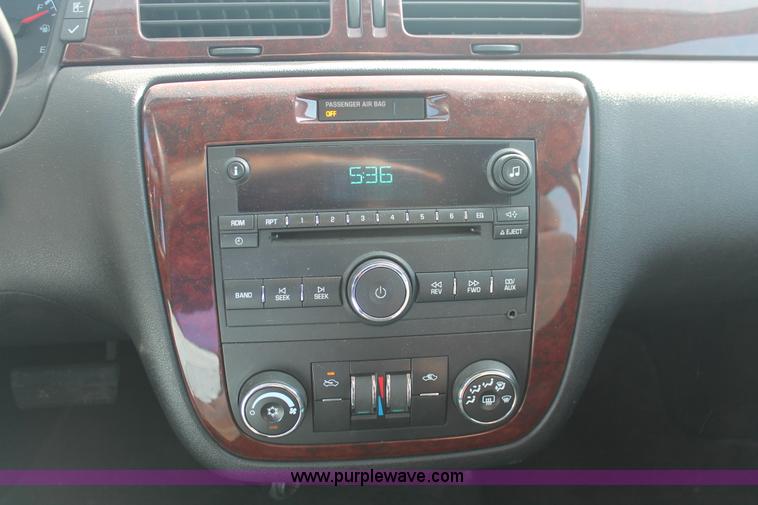 image for item I7811 2006 Chevrolet Impala LT