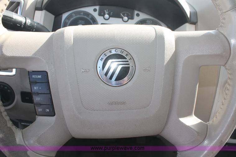 image for item I7812 2008 Mercury Mariner Premier SUV