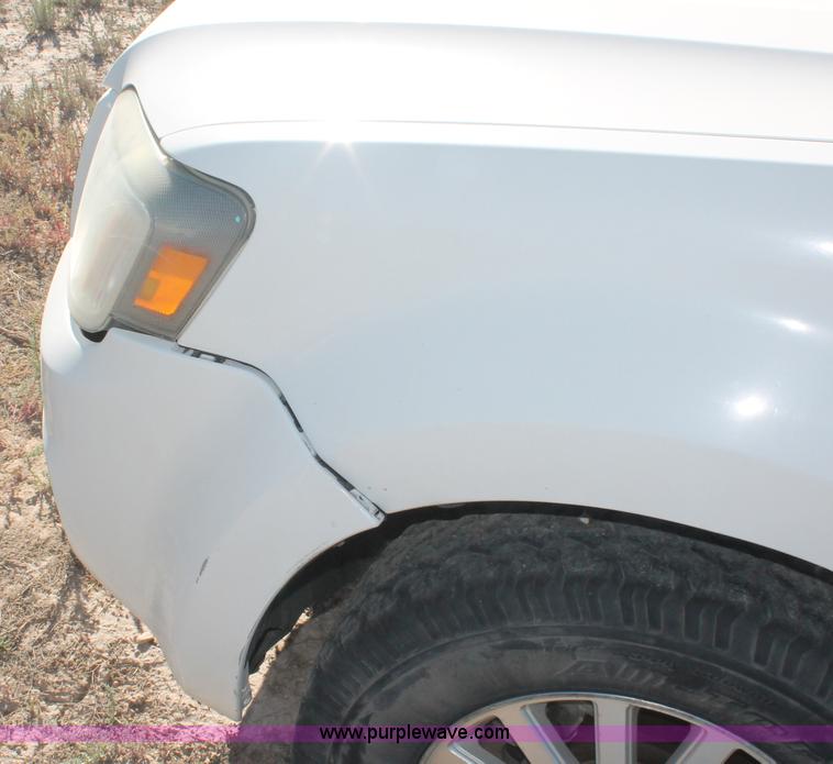 image for item I7812 2008 Mercury Mariner Premier SUV