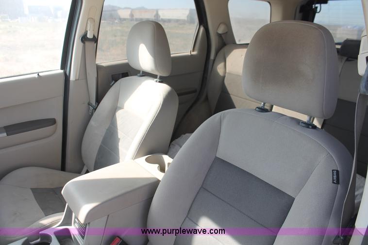 image for item I7813 2008 Ford Escape XLT SUV