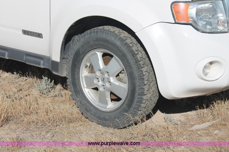 image for item I7813 2008 Ford Escape XLT SUV