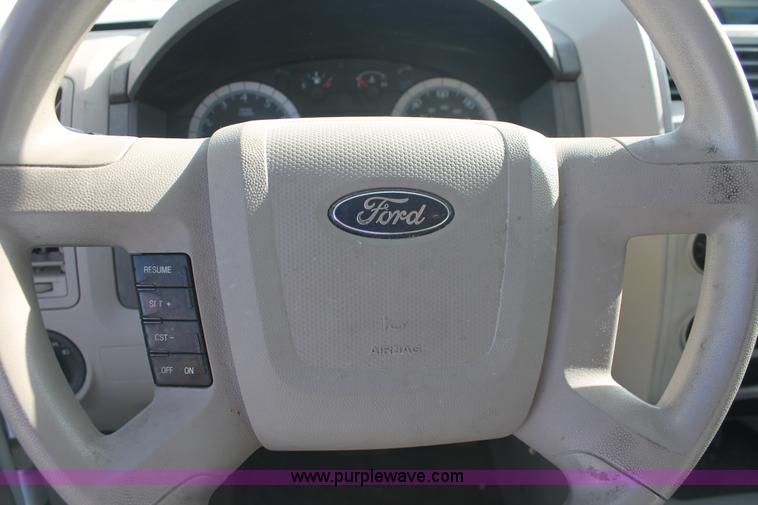 image for item I7814 2008 Ford Escape XLT SUV