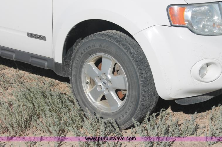 image for item I7814 2008 Ford Escape XLT SUV