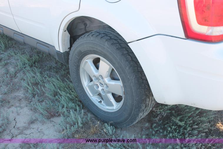 image for item I7814 2008 Ford Escape XLT SUV