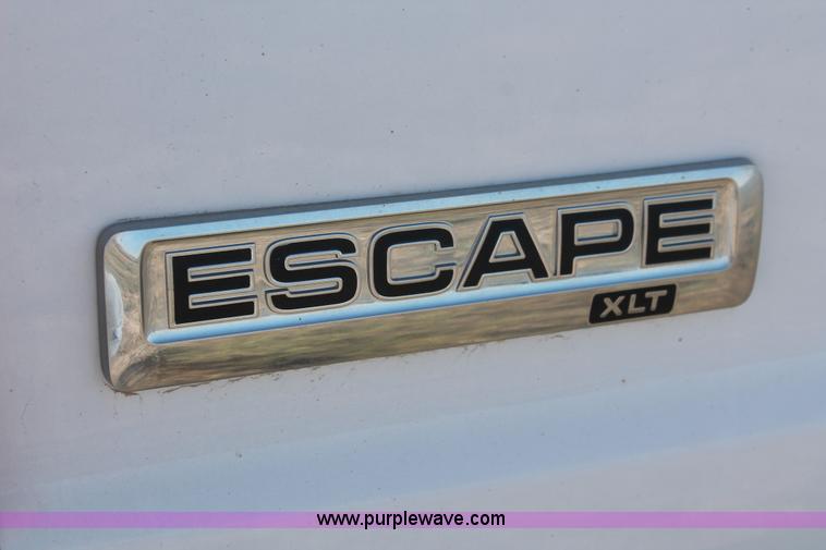 image for item I7814 2008 Ford Escape XLT SUV