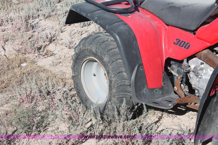 image for item I7815 1999 Honda Fourtrax 300 ATV
