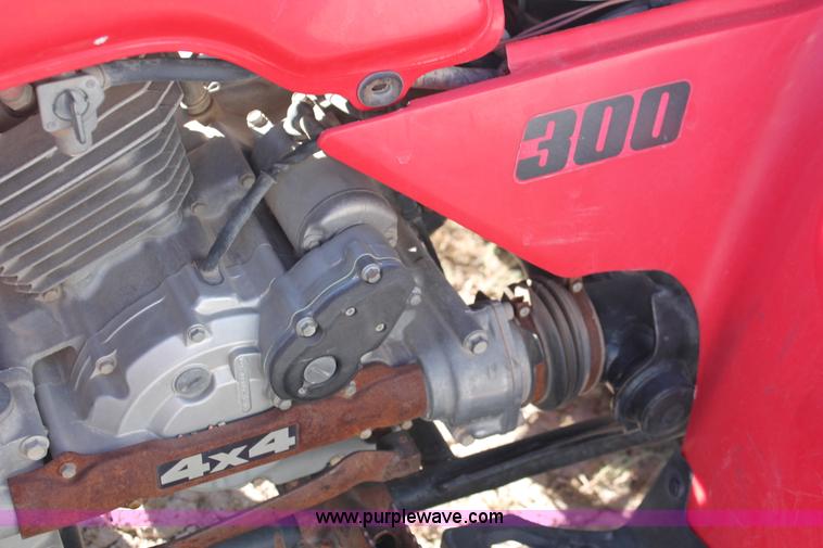 image for item I7815 1999 Honda Fourtrax 300 ATV
