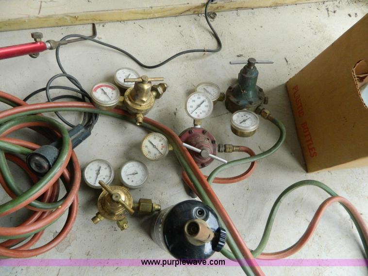 image for item AD9164 Oxygen acetylene gauges