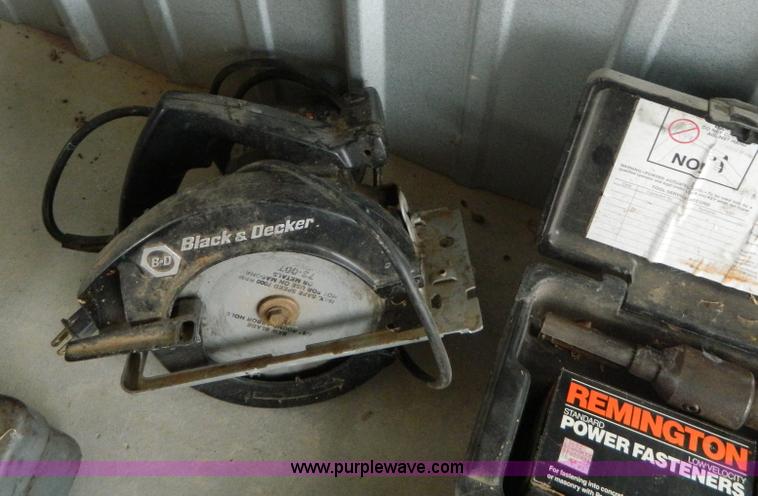 image for item AD9174 Assorted tools