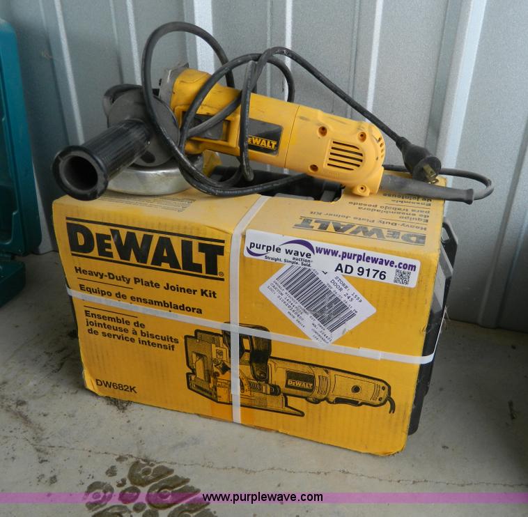 image for item AD9176 DeWalt tools