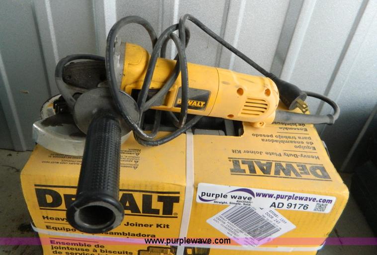 image for item AD9176 DeWalt tools