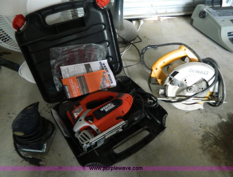 image for item AD9178 DeWalt 7 1/4" circular saw