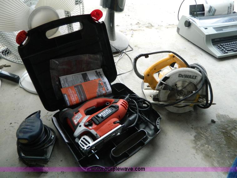 image for item AD9178 DeWalt 7 1/4" circular saw