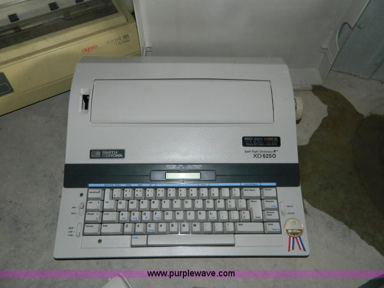 image for item AD9179 Assorted office equipment