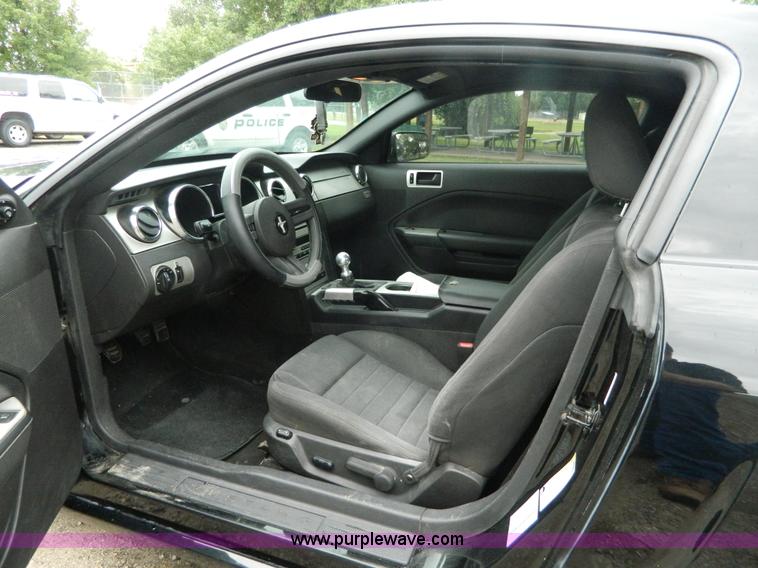 image for item AD9181 2005 Ford Mustang GT