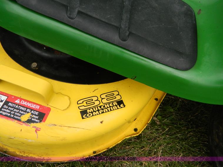 image for item AD9183 John Deere LT133 lawn mower