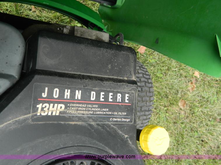 image for item AD9183 John Deere LT133 lawn mower