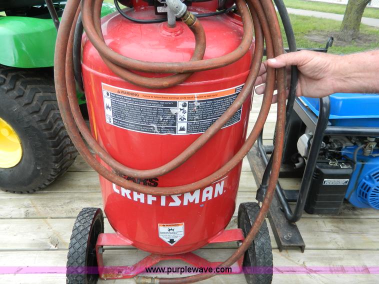 image for item AD9187 Craftsman 20 gallon air compressor