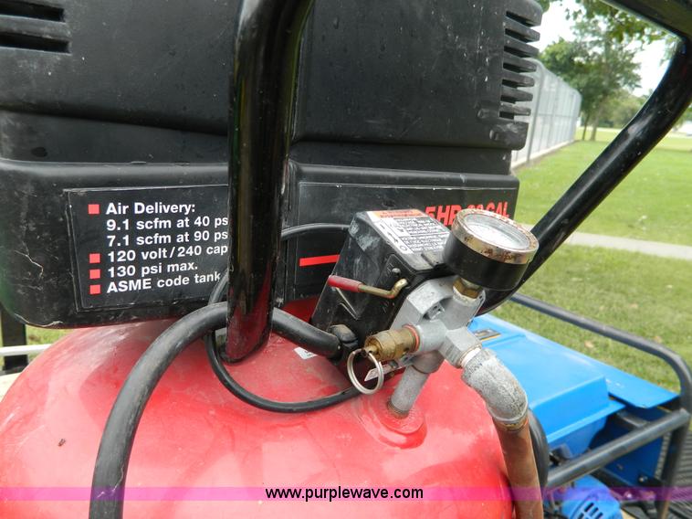 image for item AD9187 Craftsman 20 gallon air compressor