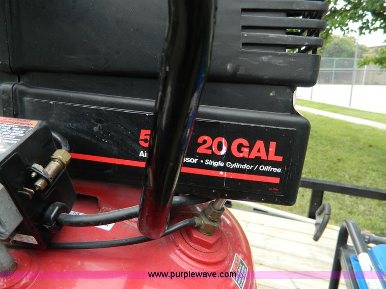 image for item AD9187 Craftsman 20 gallon air compressor