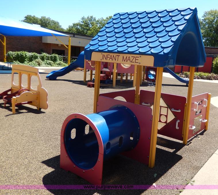 image for item AW9696 (5) assorted playground equipment