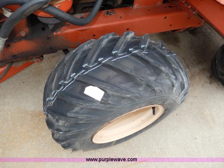 image for item AW9741 1988 Ditch Witch 2310 trencher