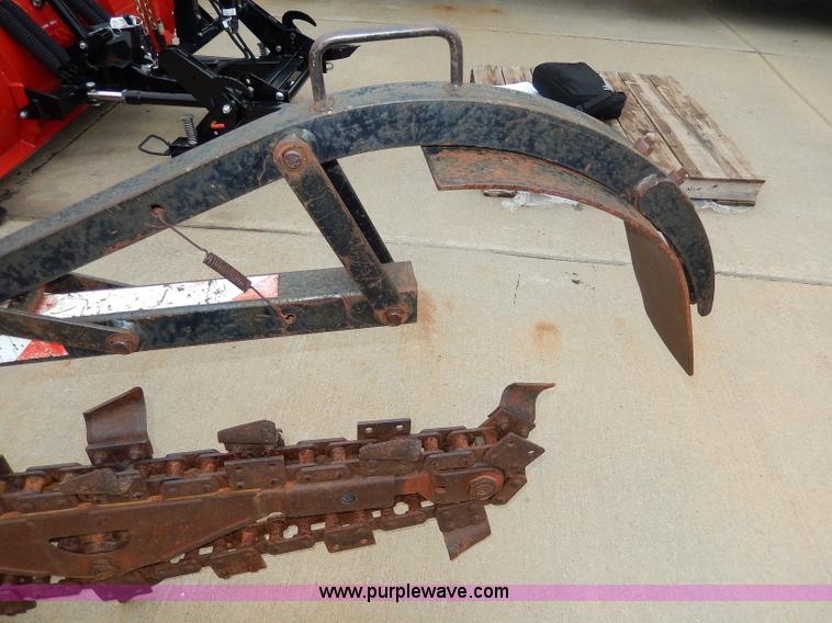 image for item AW9741 1988 Ditch Witch 2310 trencher