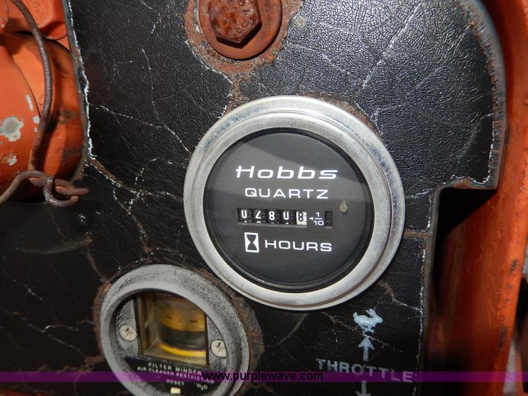 image for item AW9741 1988 Ditch Witch 2310 trencher