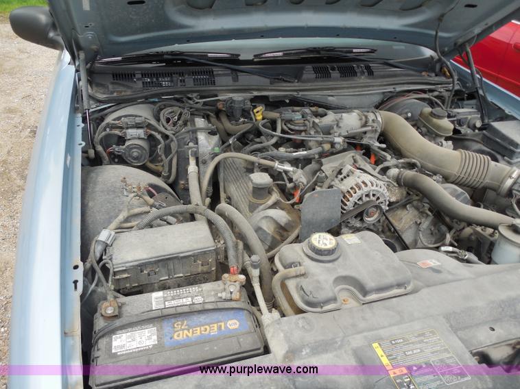 image for item D4868 2003 Ford Crown Victoria Police Interceptor