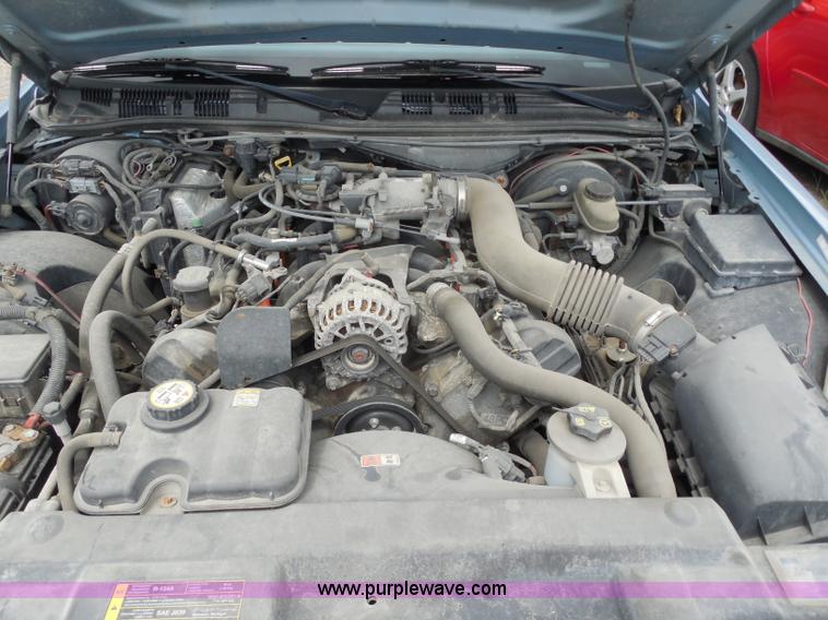 image for item D4868 2003 Ford Crown Victoria Police Interceptor