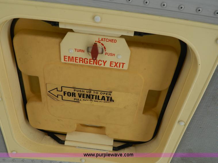 image for item D6009 1995 International Thomas school bus