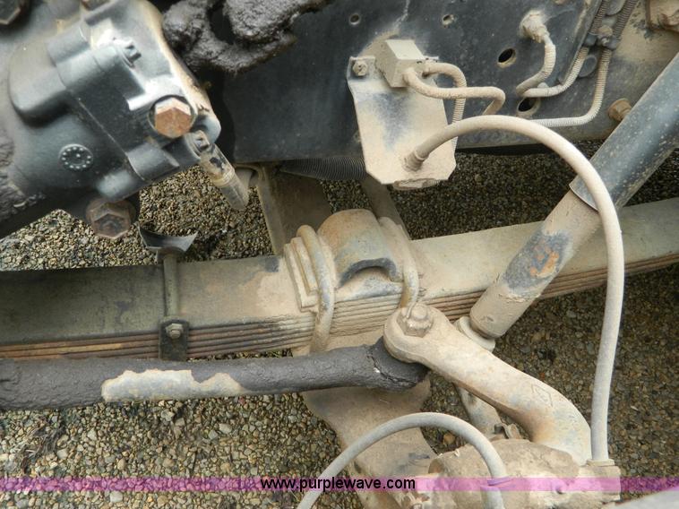 image for item D6009 1995 International Thomas school bus