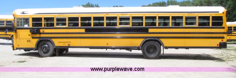image for item D7448 2003 Blue Bird TC2000 school bus