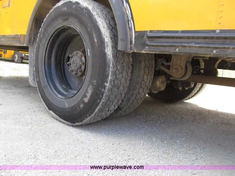 image for item D7448 2003 Blue Bird TC2000 school bus