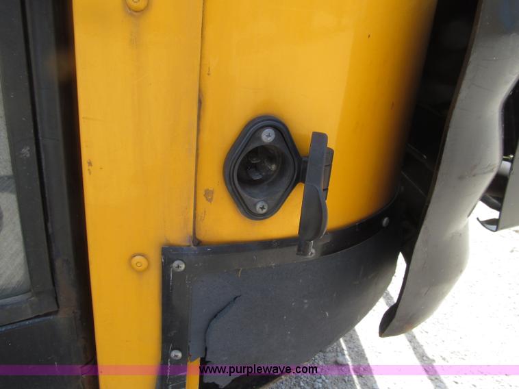 image for item D7448 2003 Blue Bird TC2000 school bus