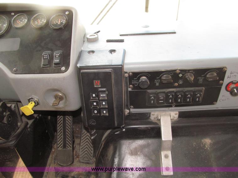 image for item D7448 2003 Blue Bird TC2000 school bus